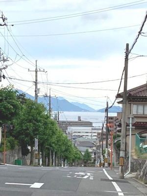 【周辺】 | 鈴が台団地分譲住宅F棟 | 鈴が台団地分譲住宅F棟　物件近くから海が見えます