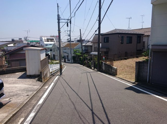 【前面道路含む現地写真】