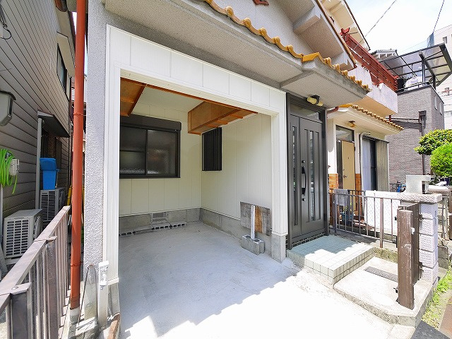 木津池田戸建の駐車場