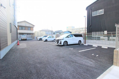 【駐車場】 | エクレールカララ