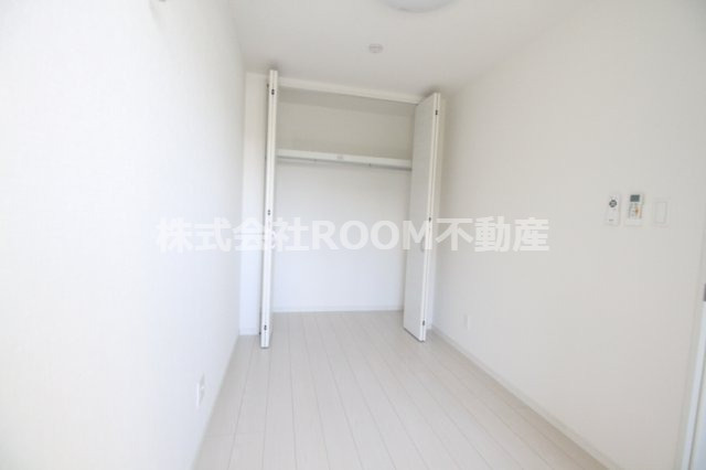 ルーチェ吉尾の寝室|使い勝手のいい寝室です