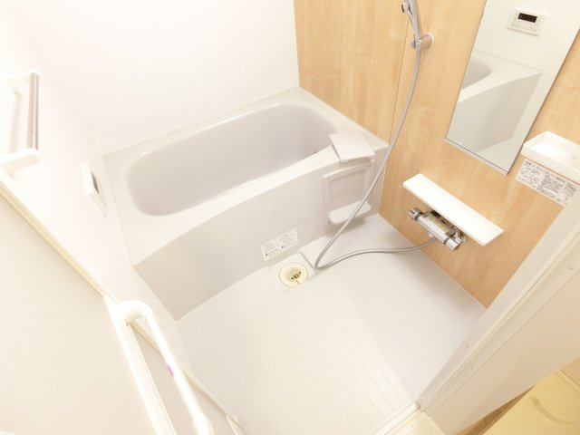 LN藤沢台の浴室