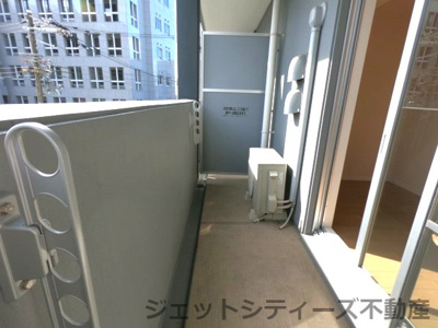 【バルコニー】 | ラルーチェ北梅田