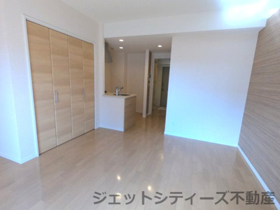 【居間・リビング】 | ラルーチェ北梅田