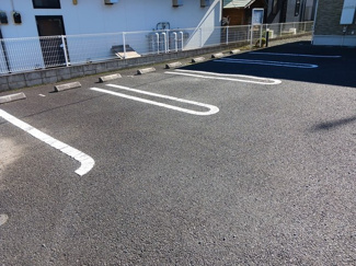 【駐車場】