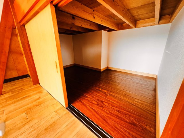 リバティー室岡の収納