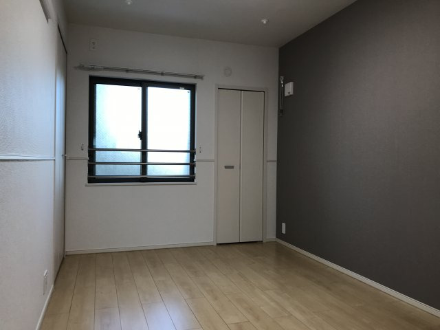 ポラリスの洋室