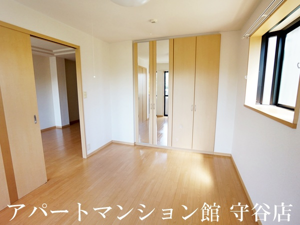 アルファビレッジ豊岡の寝室