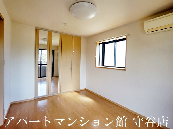 アルファビレッジ豊岡の寝室
