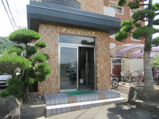 【エントランス】 | 建物の内部です
