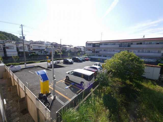 鈴蘭台南町５丁目貸家の展望