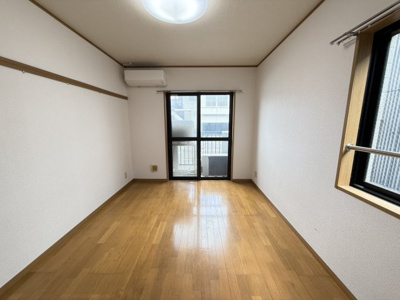【洋室】 | ウベファースト