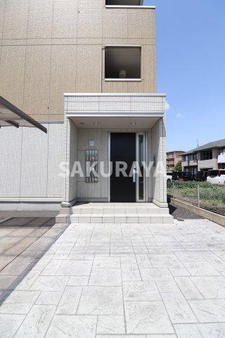 ハピネスのエントランス