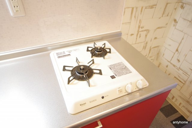 メゾニティクイーン阿波座 仲介手数料無料のキッチン