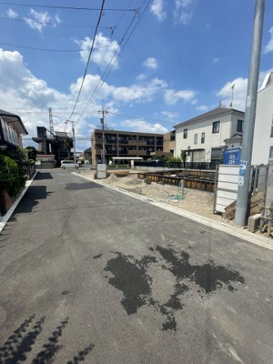 【前面道路含む現地写真】 | 仲介手数料無料　日野市日野新築戸建て２棟　１号棟