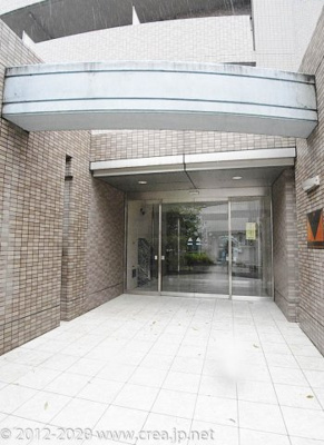 【エントランス】 | レアルコート | 落ち着いたエントランスです