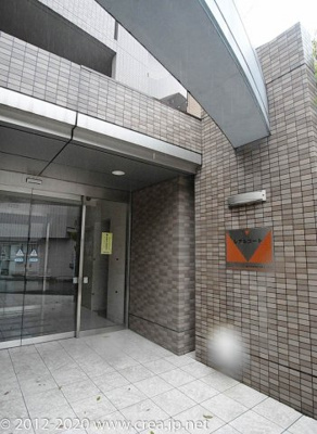 【エントランス】 | レアルコート | 落ち着いたエントランスです