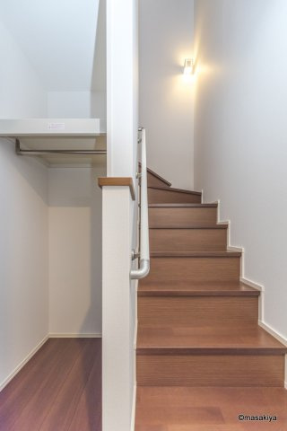 イストワール宇木の玄関