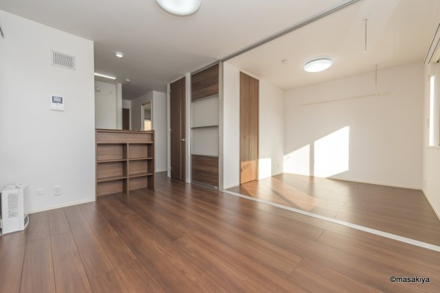 イストワール宇木の居間・リビング