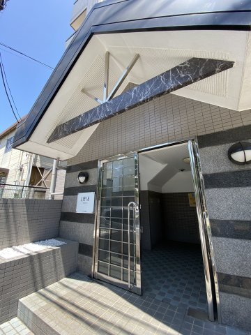 リエス舞浜のエントランス