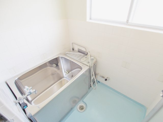三宅第五アパートの浴室