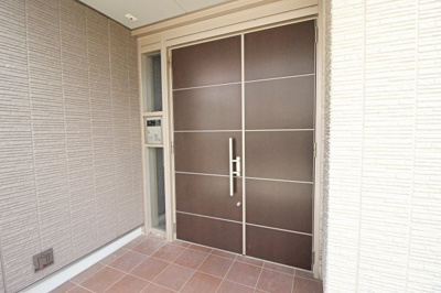 【エントランス】 | ファミーユ長池B | オートロック