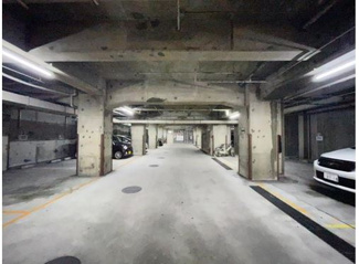 【駐車場】 | マンション敷地内駐車場。