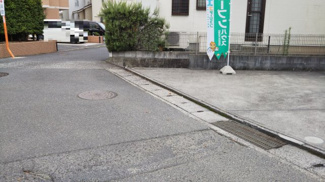 【前面道路含む現地写真】