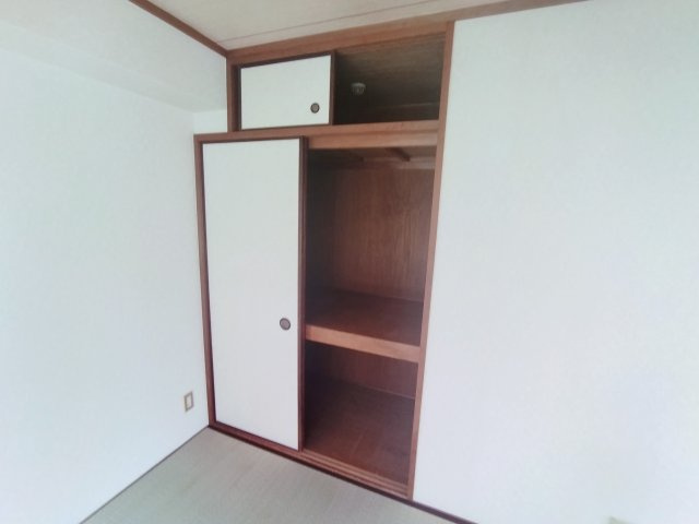 ヒルハウス元町の収納