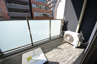 【バルコニー】 | ブリリアントジュネス本町 | お洗濯にも便利なバルコニー付き