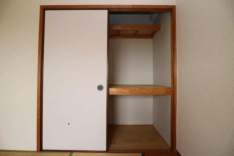 グランヴェルデ【キャッシュバック対象物件】の収納|こまごまとしたものを収納できそうですね