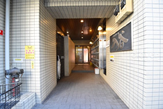【エントランス】 | エントランス
