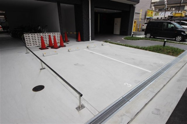 【駐車場】 | グランパシフィック今里南