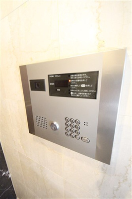 【セキュリティ】 | ライジングコート岸里玉出駅前