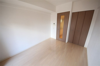 【洋室】 | ライジングコート岸里玉出駅前