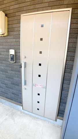 サンハウス宮池の玄関