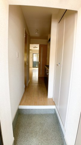 サンハウス宮池の玄関