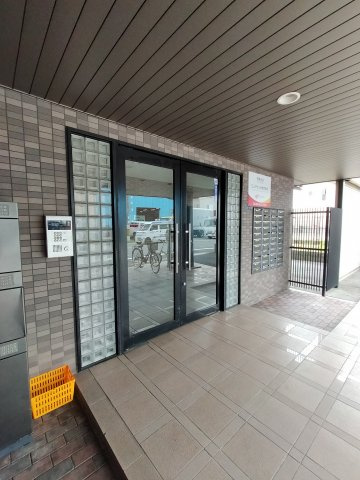 【エントランス】 | EAST RESIDENCE NAGATA