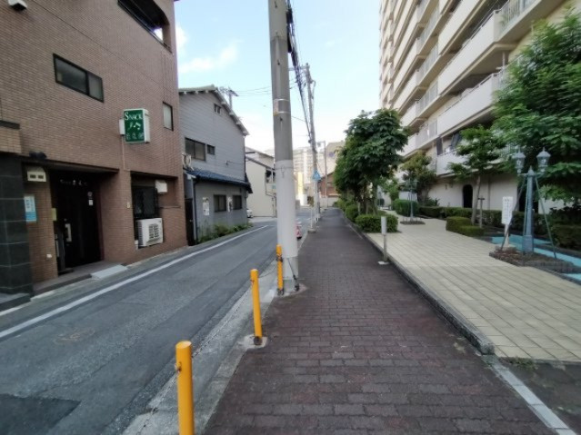 緑橋レックスマンションの周辺|マンション周辺は歩道も整備されており、お子様の通学も安心です。