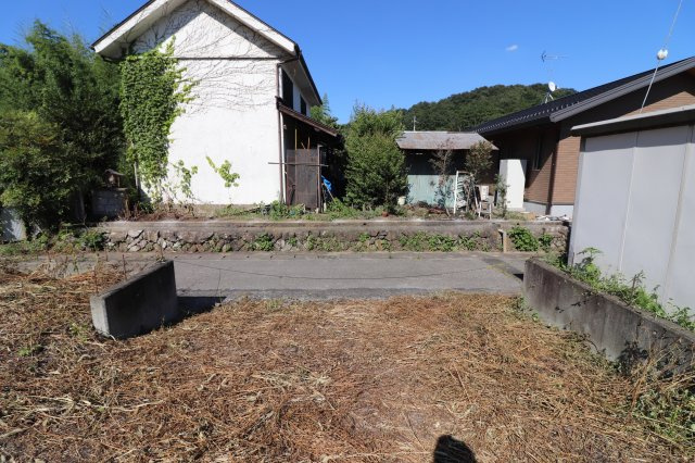 足利市多田木町の売地の前面道路含む現地写真