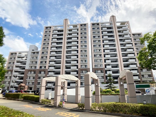 レークヒルズ野多目一番館の外観