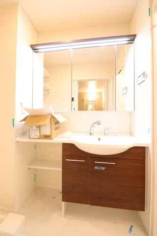 アムール太田Ⅲの洗面所|同間取り別号室の写真です。現況優先となります。