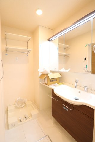 アムール太田Ⅲの洗面所|同間取り別号室の写真です。現況優先となります。