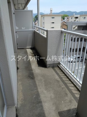 【バルコニー】 | パークサイドハイムⅡ | バルコニー付きです