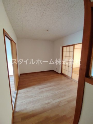 【内装】 | パークサイドハイムⅡ | 明るい室内です