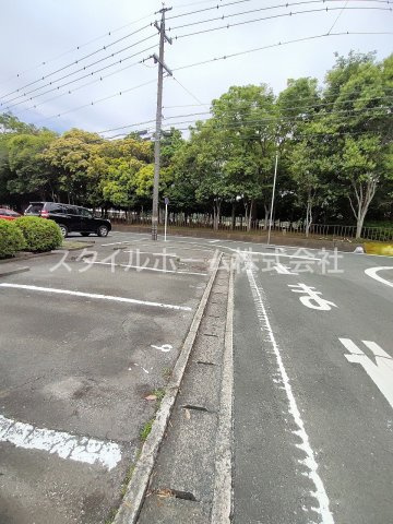【駐車場】 | パークサイドハイムⅡ | カースペースがあります