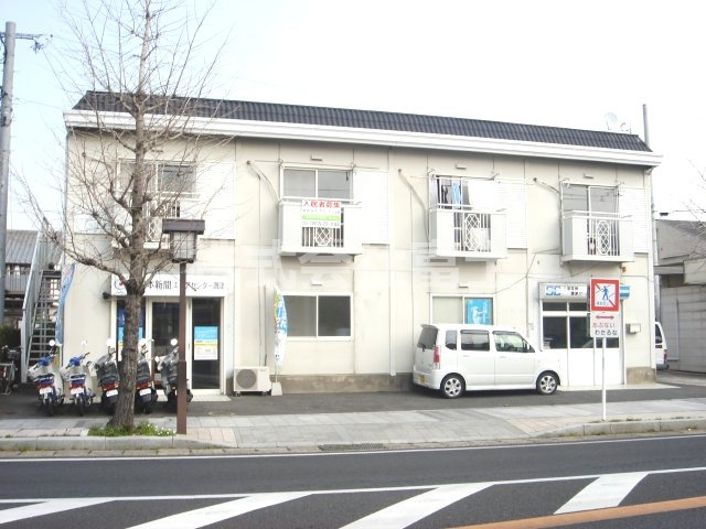 唐津市東城内のアパートの外観