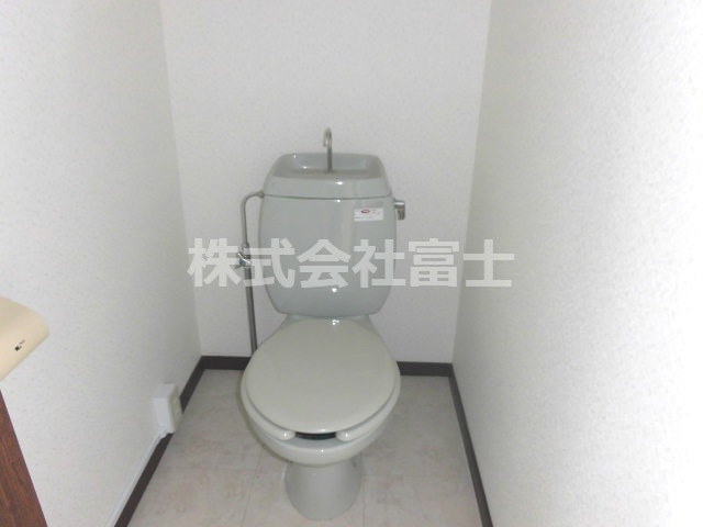 唐津市東城内のアパートのトイレ