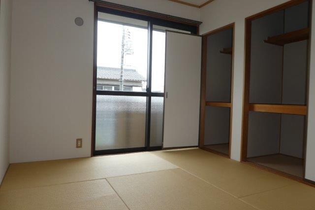 グリーンハイツAの収納|和室（モダン畳）