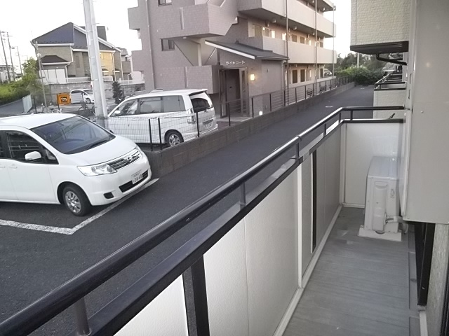 シャルマンハイツのバルコニー